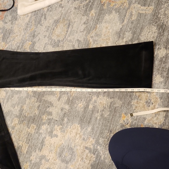 Express women's size small velvet pull on dress pants - Picture 9 of 10